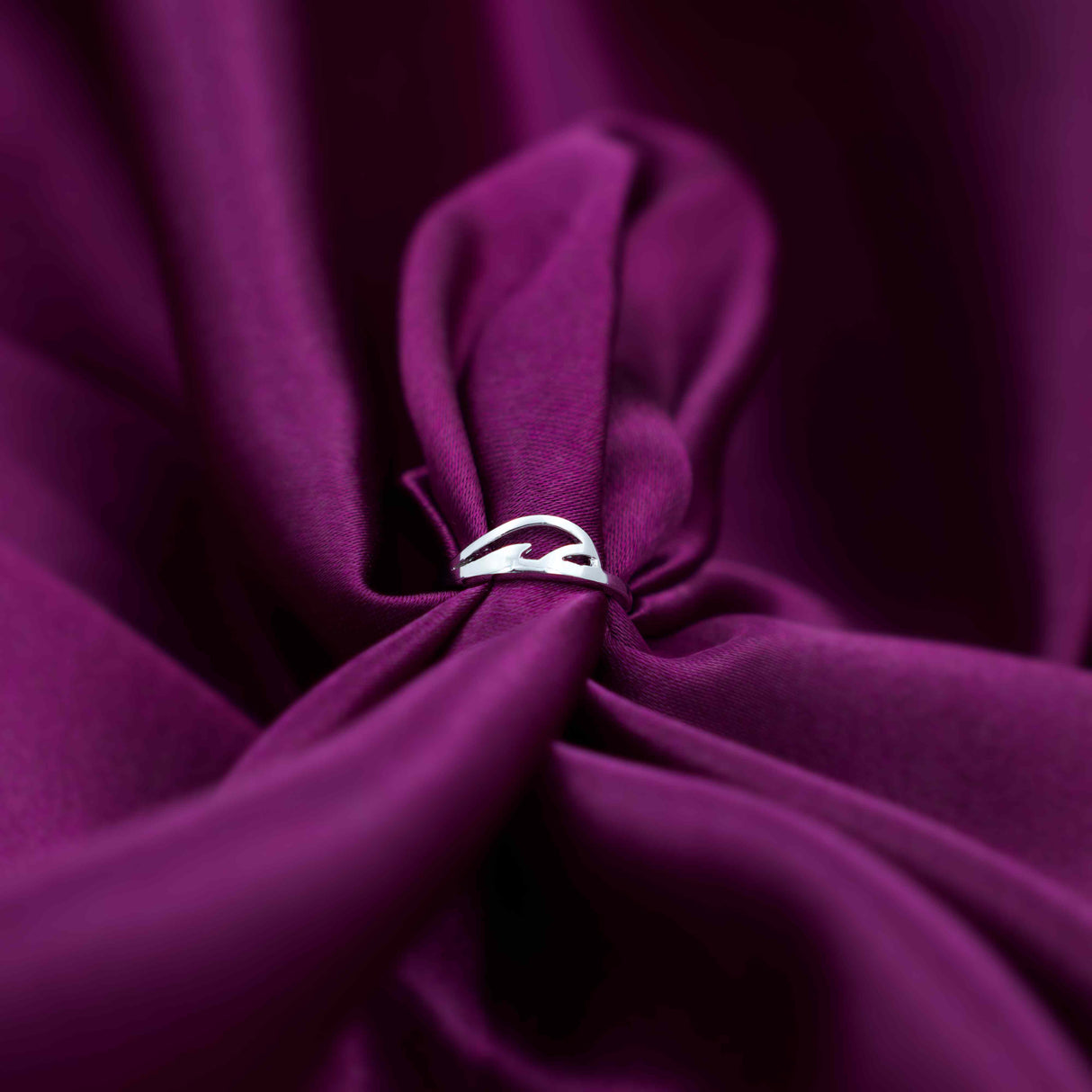 Silver Wave Crest Ring