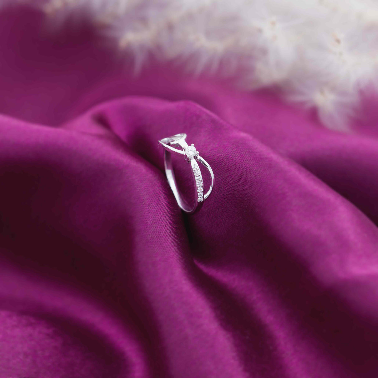 Silver Tail Twist Ring